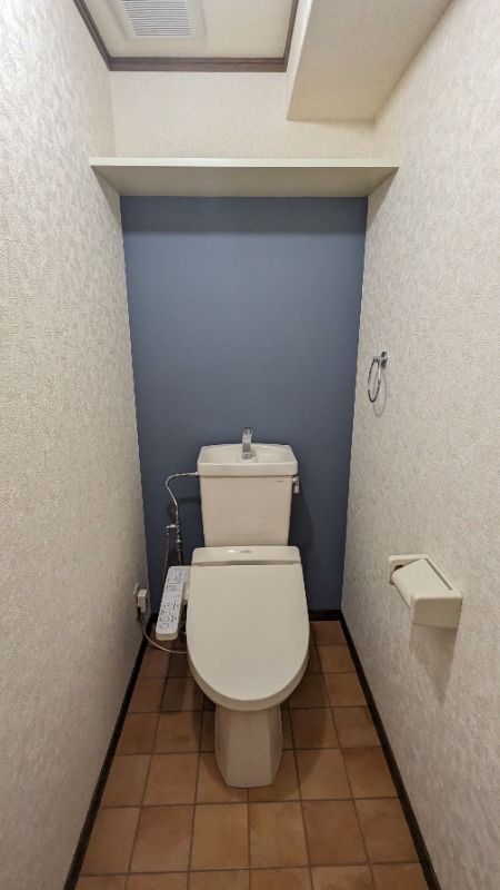 温水洗浄便座ついてます