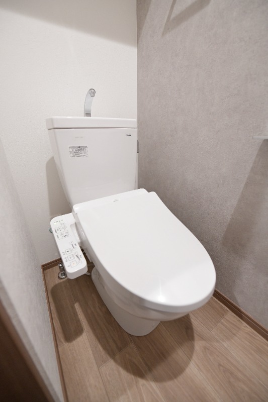 嬉しい温水洗浄便座です