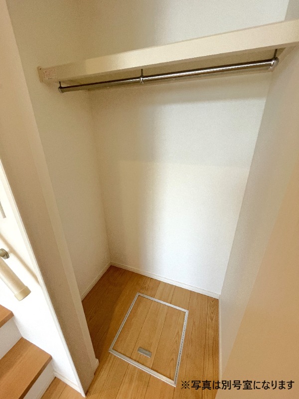 洋服も沢山収納できます