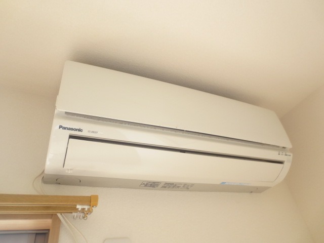 エアコン付きで年中快適に過ごせます