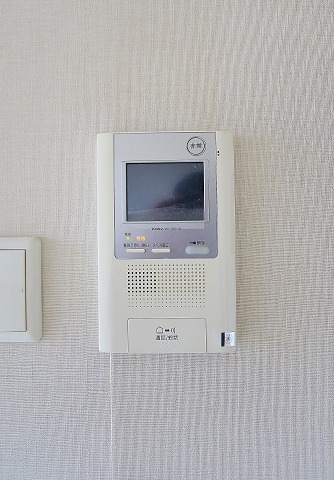 モニタ付きで誰が来たか一目でわかる