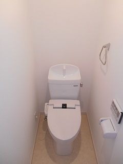 清潔感のあるトイレです