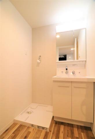 お洒落な独立洗面台。