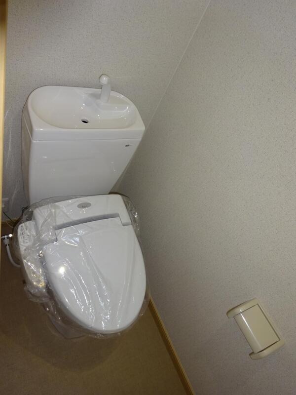 温水洗浄便座付きです♪