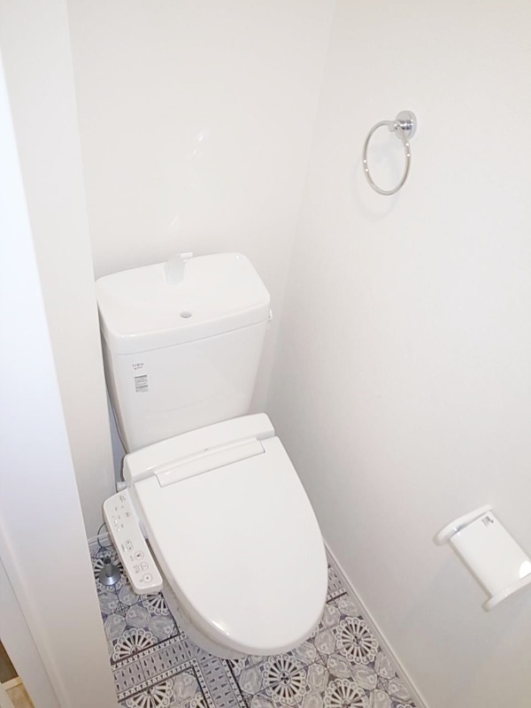 温水洗浄便座付きです