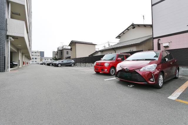 敷地内駐車場ございます！