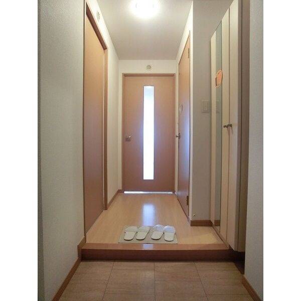 シューズボックス完備。