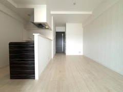 家具の配置がしやすいリビングですね