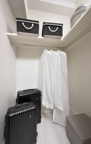 ウォークインクローゼットも御座います