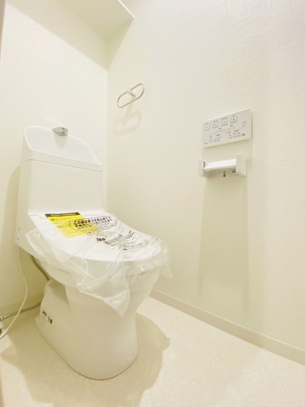 温水洗浄便座付きです
