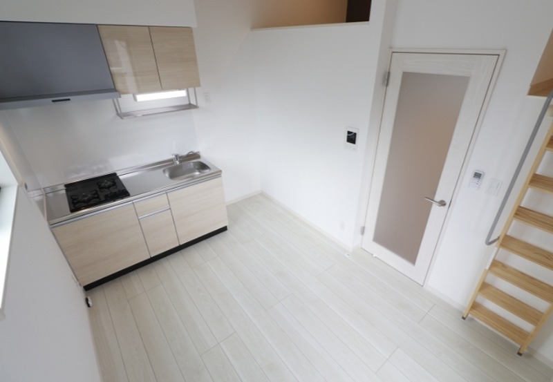 家具の配置がしやすいリビングですね