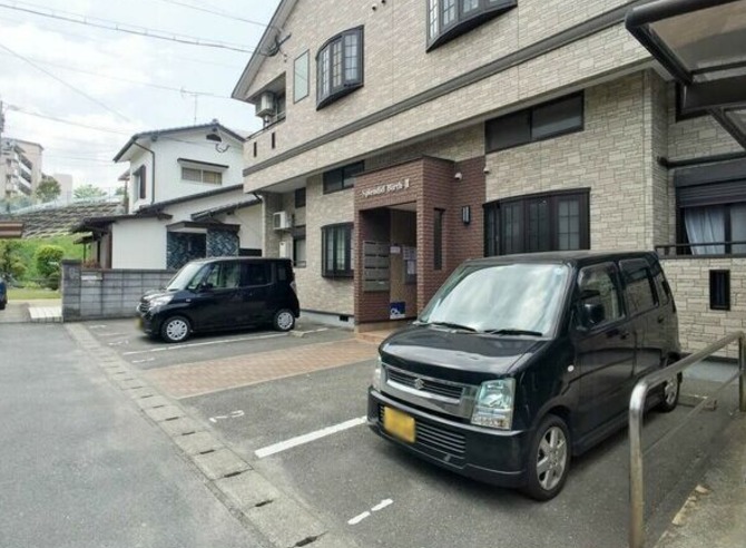 敷地内駐車場もございます。