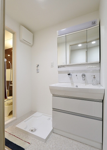 お出かけ前の支度はこちらでされてください