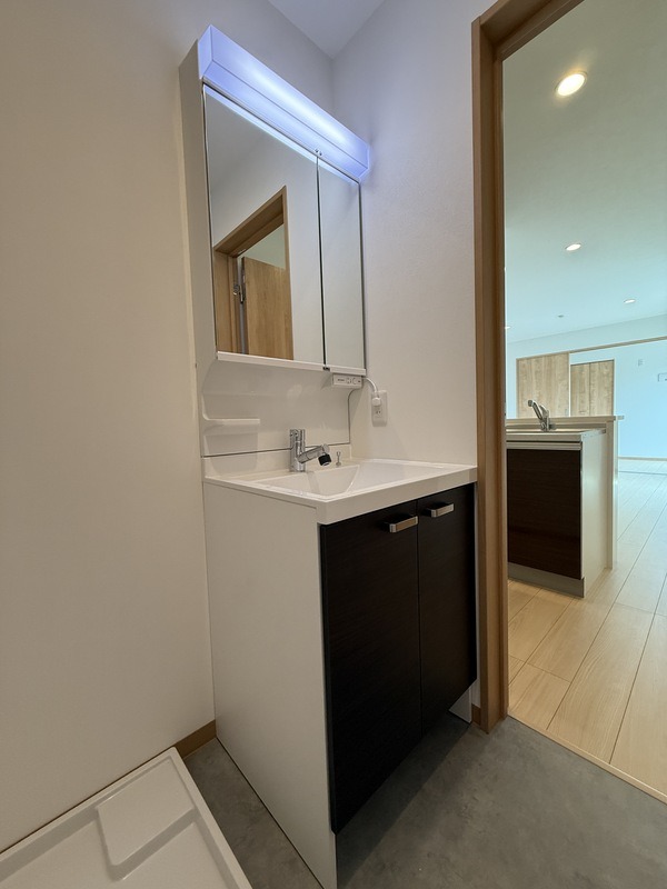 お出かけ前の支度はこちらでされてください