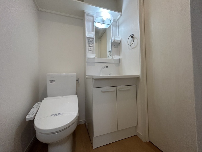 ウォシュレット付きで快適です。