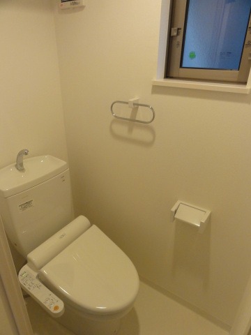 ウォシュレット完備です