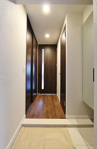 明るく開放感のある玄関です