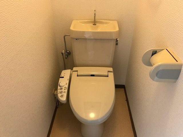 清潔感のあるトイレです