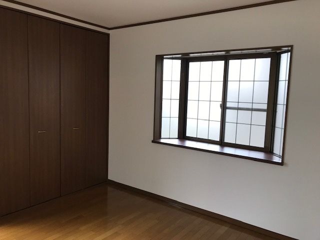 角部屋なので明るいお部屋です