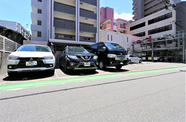 機械式駐車場もあります