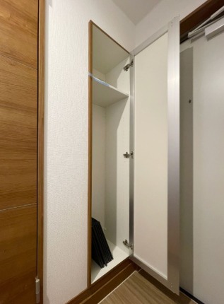 玄関からはこんな感じです。