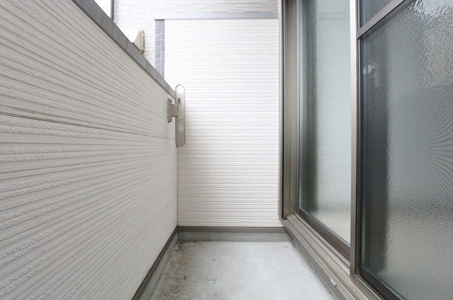 天気の良い日の洗濯物はこちらへ