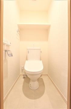 温水洗浄便座付きです
