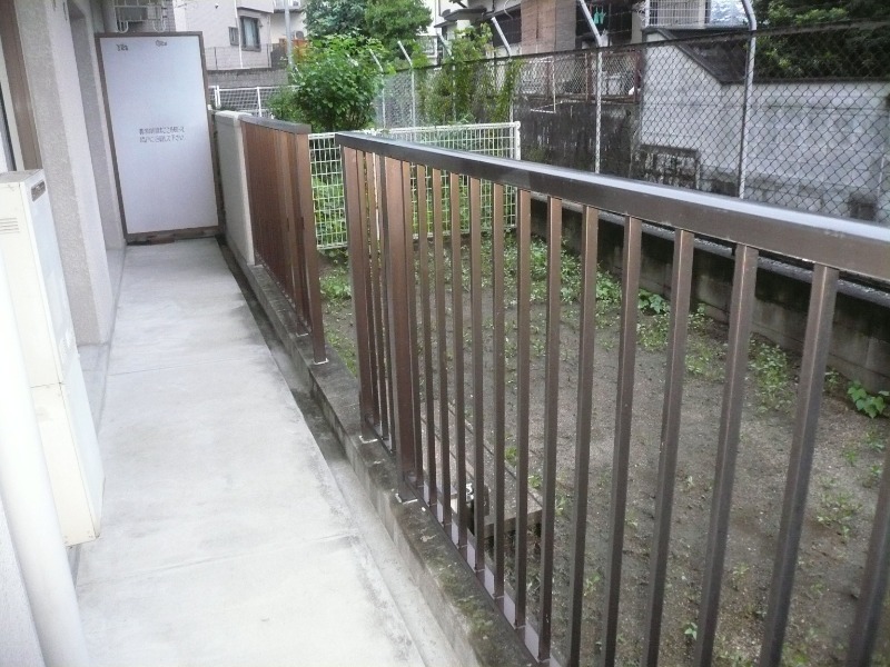 洗濯物はこちらに干せます。