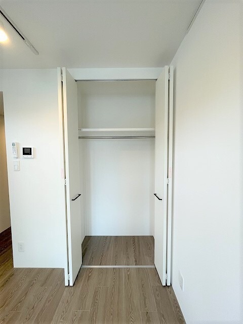 室内物干しスペースあります。