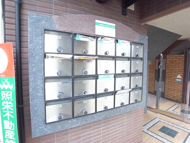 敷地内・建物