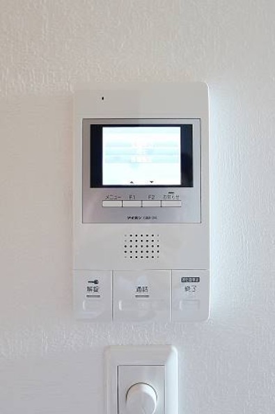 来訪者の顔も確認できます。