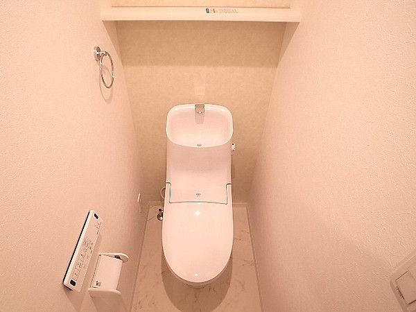 ウォシュレット完備です。