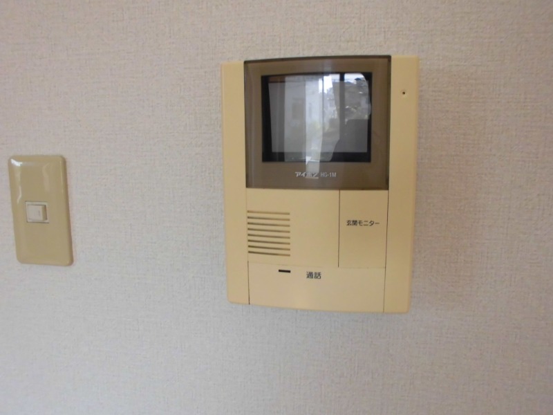 モニターで来客チェック