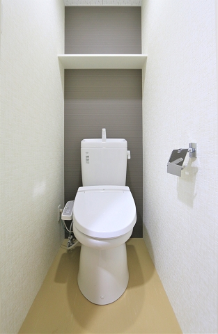 嬉しいウォシュレット完備です