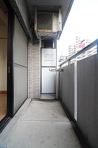 洗濯物干ススペースも十分