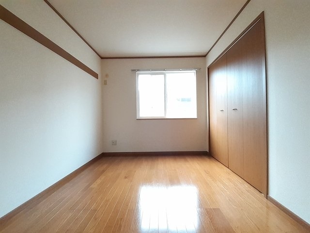 広々とした洋室です