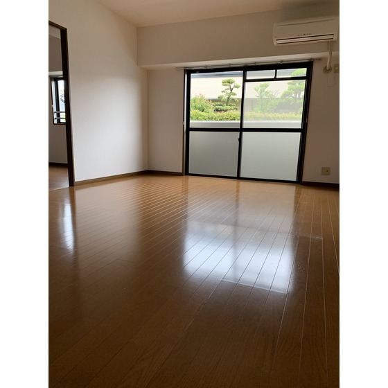 日当たり良好な角部屋です。