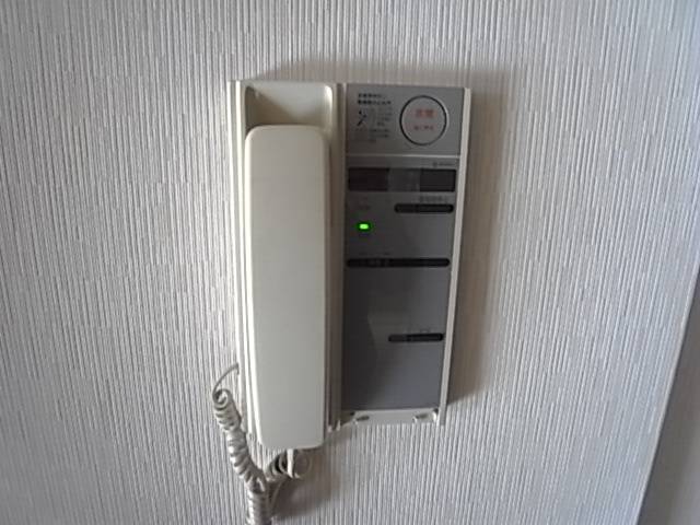 簡単操作の音声インターホン