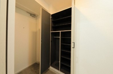 お靴はこちらで