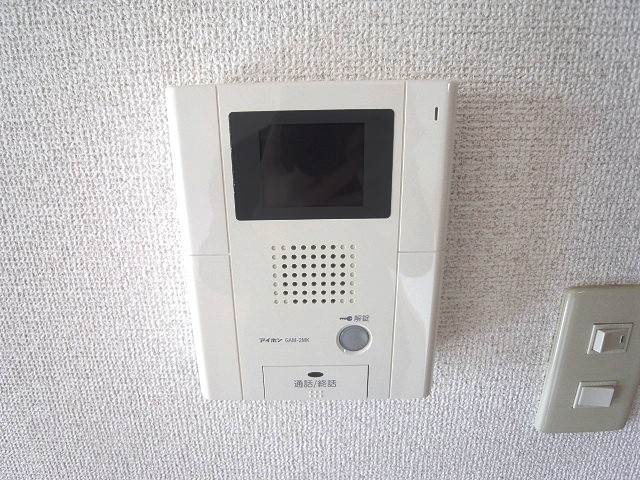 モニター付インターホンで安心