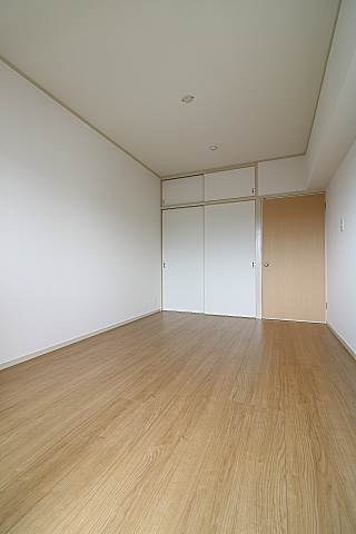 寝室にいかがでしょうか？