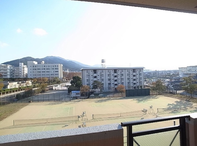 洗濯物はこちらで。