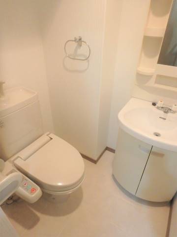 ウォシュレット完備
