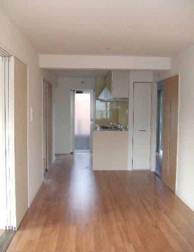 家具の配置がしやすい間取りです