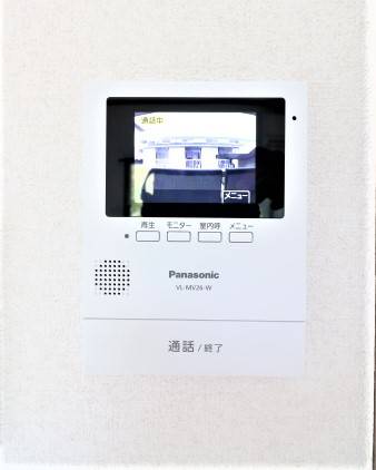 TV付きモニターホン完備で防犯面バッチリです