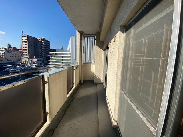 洗濯物はこちらで。