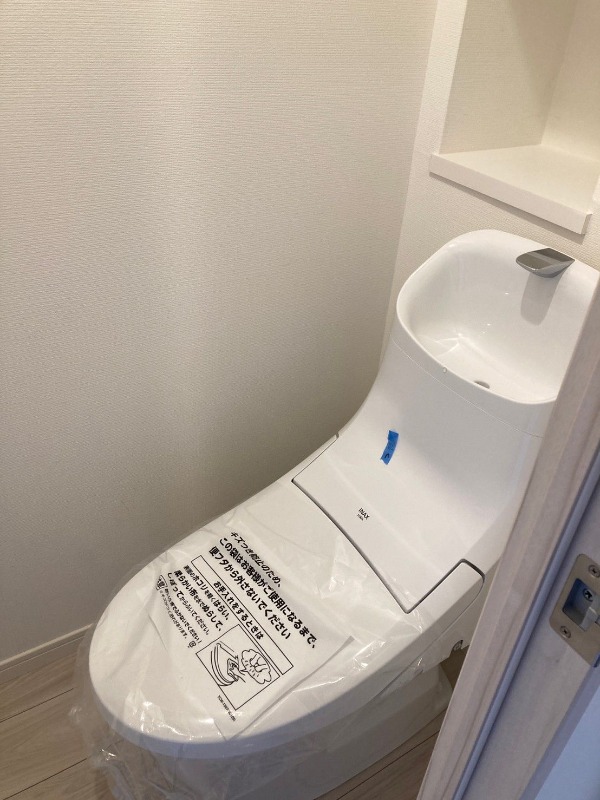 ウォシュレット付きで快適です