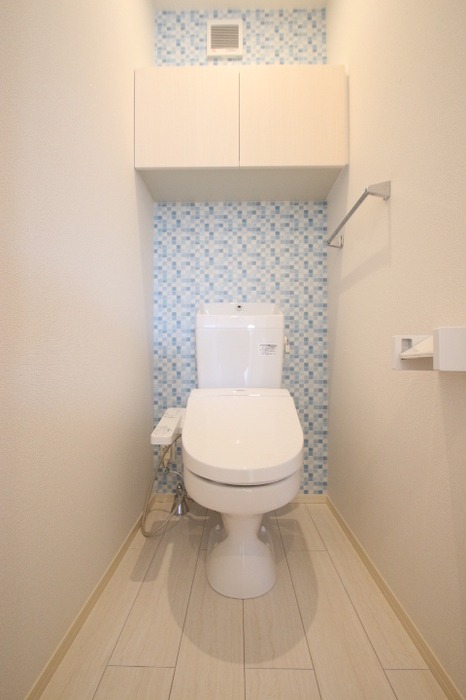 清潔感のあるトイレです