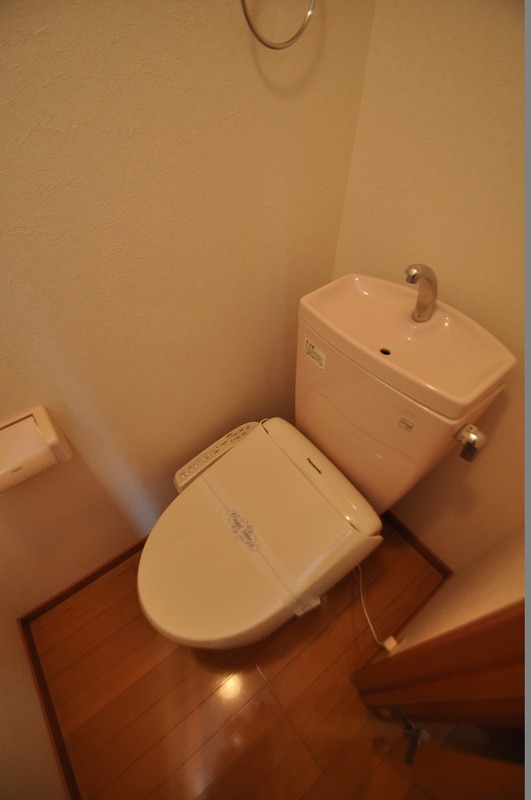 落ちつく雰囲気のお手洗いです