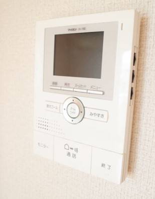 来訪者の顔が確認できるので安心です